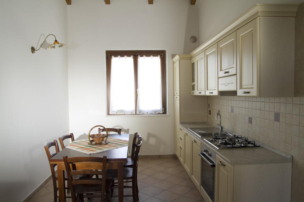 Residence Colle Veroni Mosciano SantʼAngelo Pokój zdjęcie