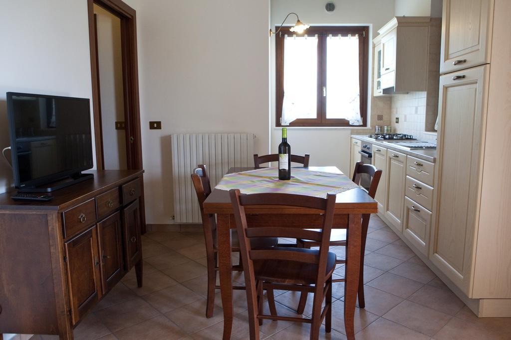Residence Colle Veroni Mosciano SantʼAngelo Pokój zdjęcie