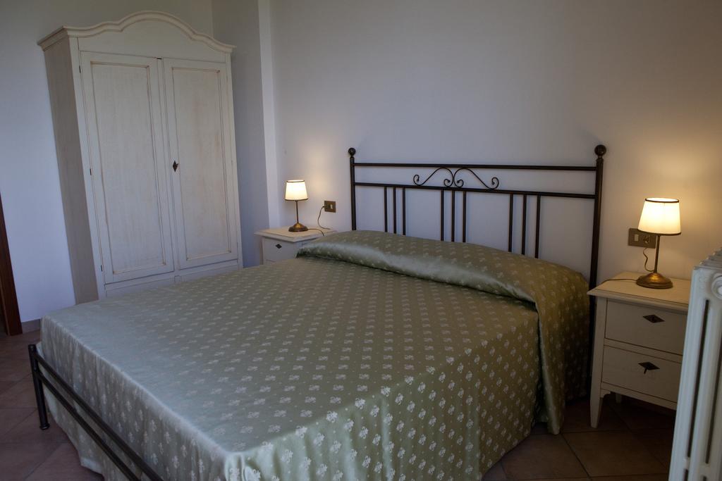 Residence Colle Veroni Mosciano SantʼAngelo Pokój zdjęcie