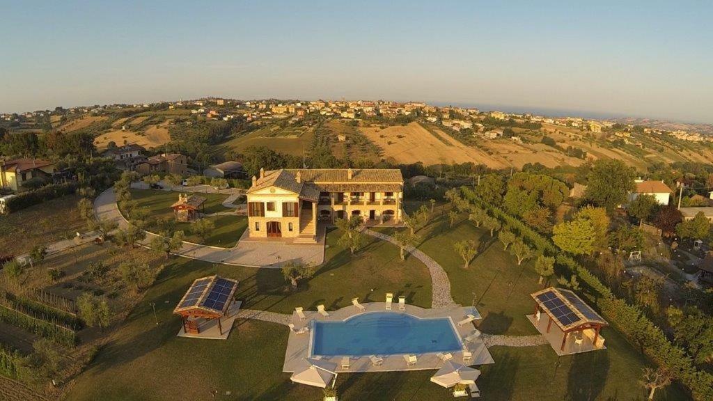 Residence Colle Veroni Mosciano SantʼAngelo Zewnętrze zdjęcie